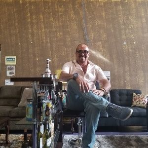 Meet your Posher, Jorge